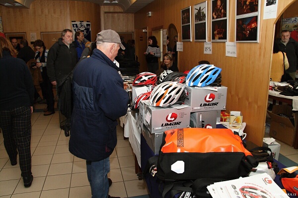 Daly se tu koupit i p�ilby