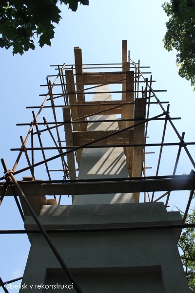 K Ledov�m sluj�m