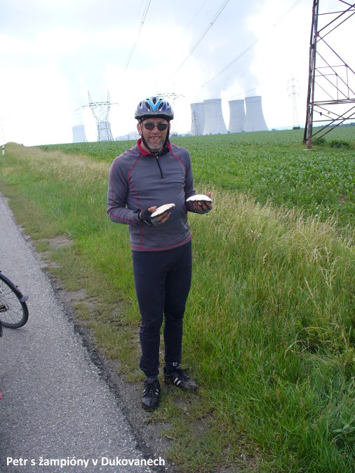 Na kole z Pa��e do �.T��na