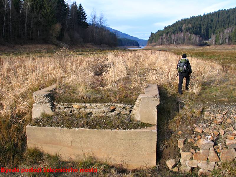 Horn� ��st n�dr�e je bez vody